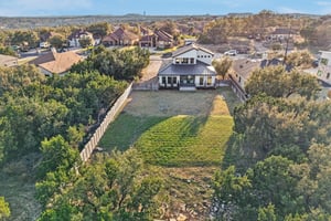 General Williamson Dr-S0203-092.jpg