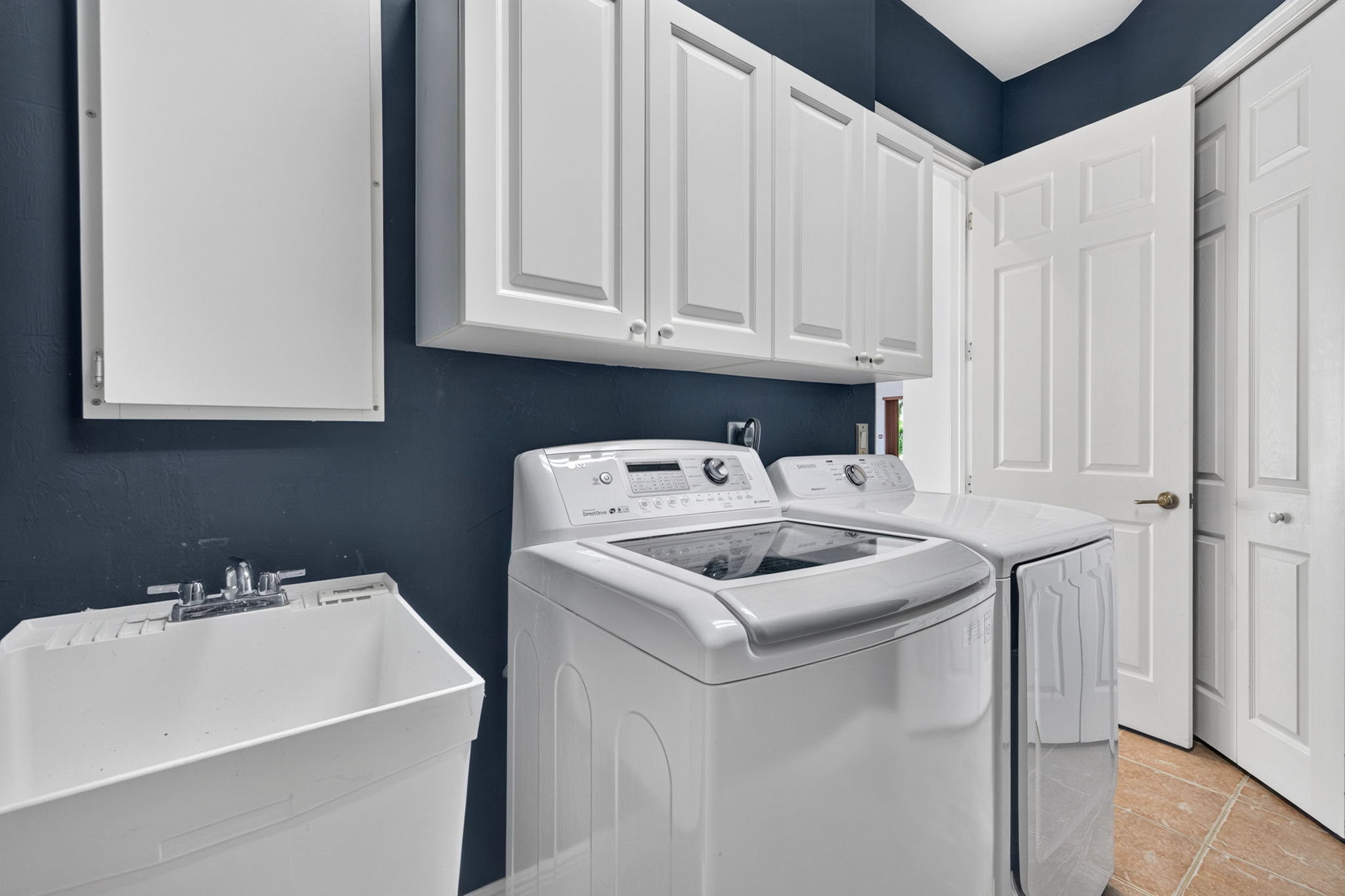 Laundry Room 2 of 2