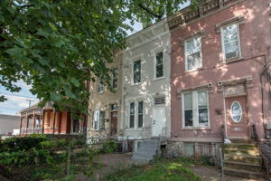  Photo 0