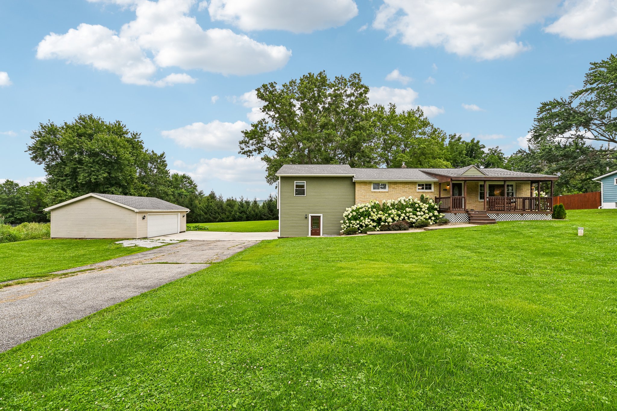 N Mount Eaton Rd-S1408-002.jpg