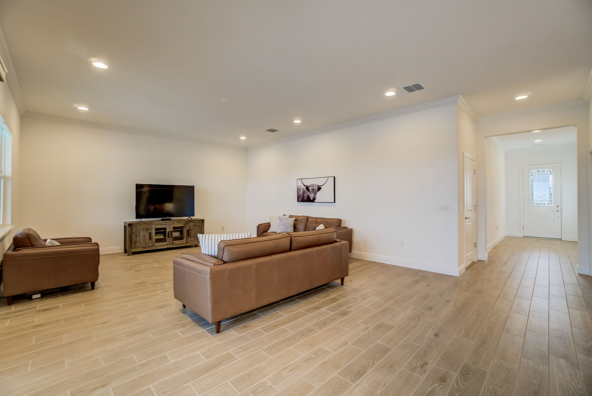 Mayberry Dr-012