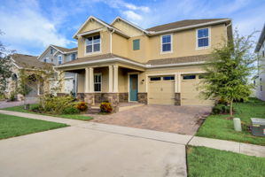 Mayberry Dr-003