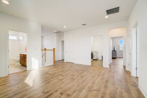 Mayberry Dr-037