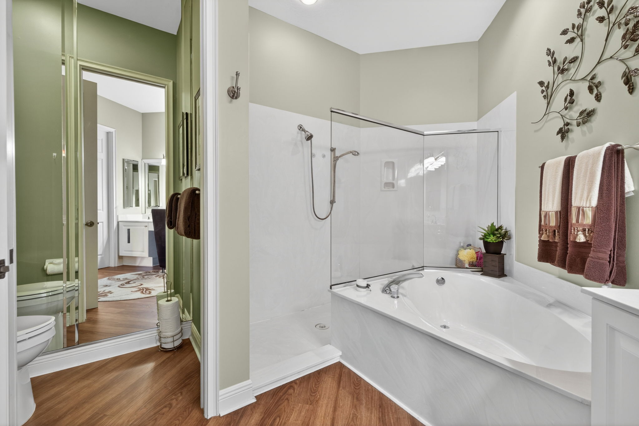 Masters Bathroom 2 of 2