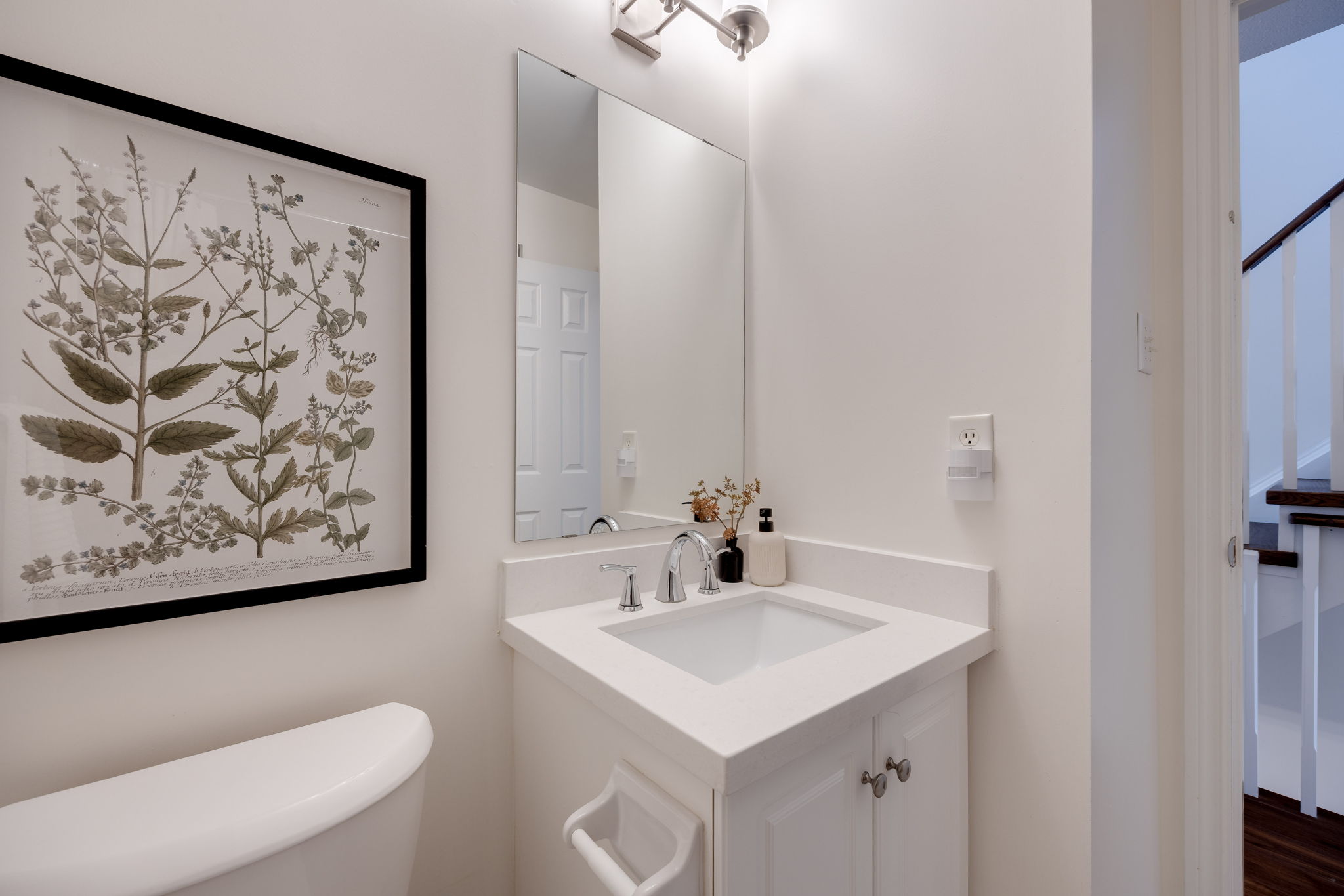 Toronto property showcase — delivered property photograph 36
