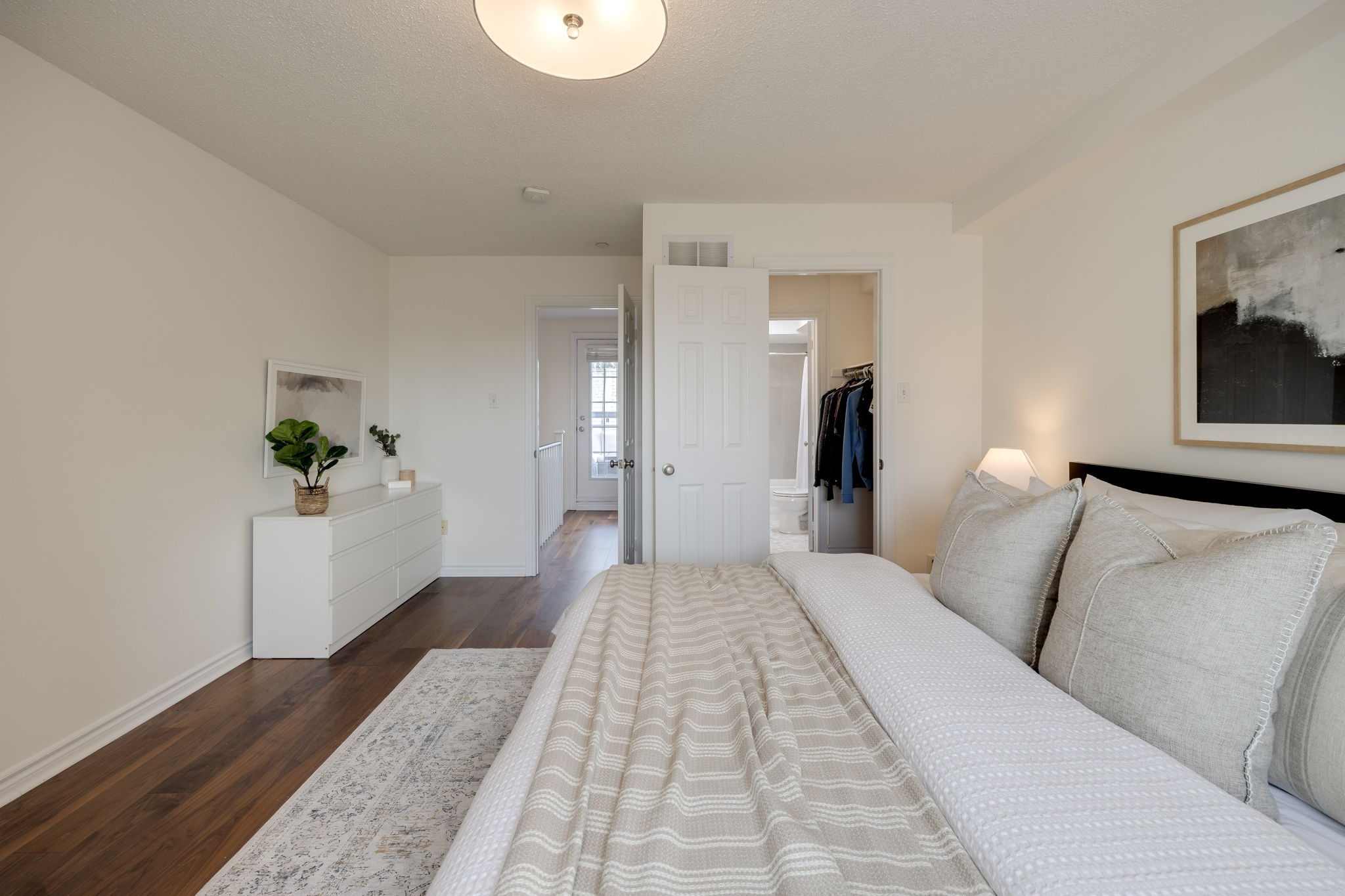 Toronto property showcase — delivered property photograph 22