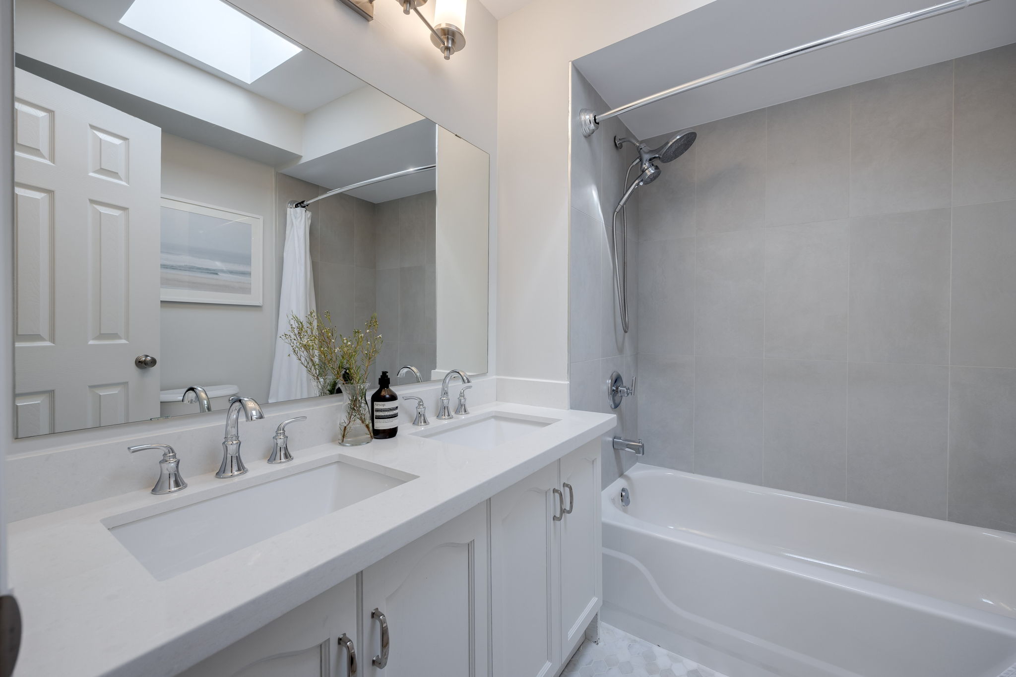 Toronto property showcase — delivered property photograph 24