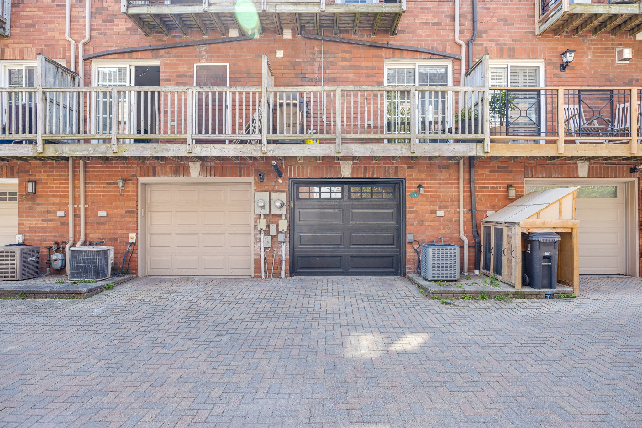 Toronto property showcase — delivered property photograph 86