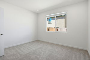 016_F8_1512 Roebling St