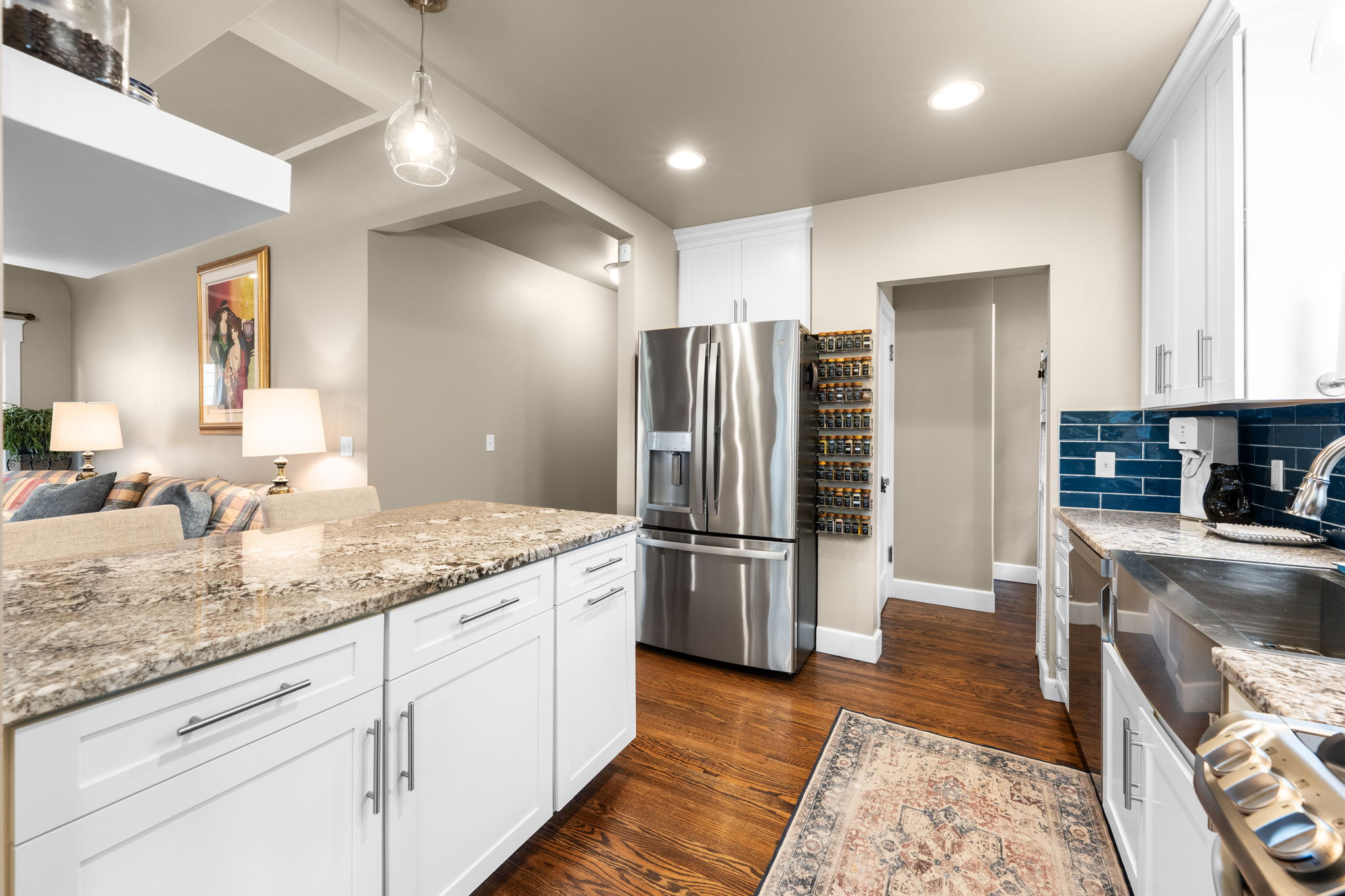  Photo 40