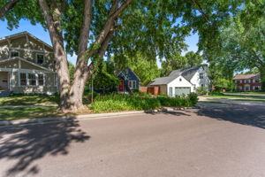  Photo 52