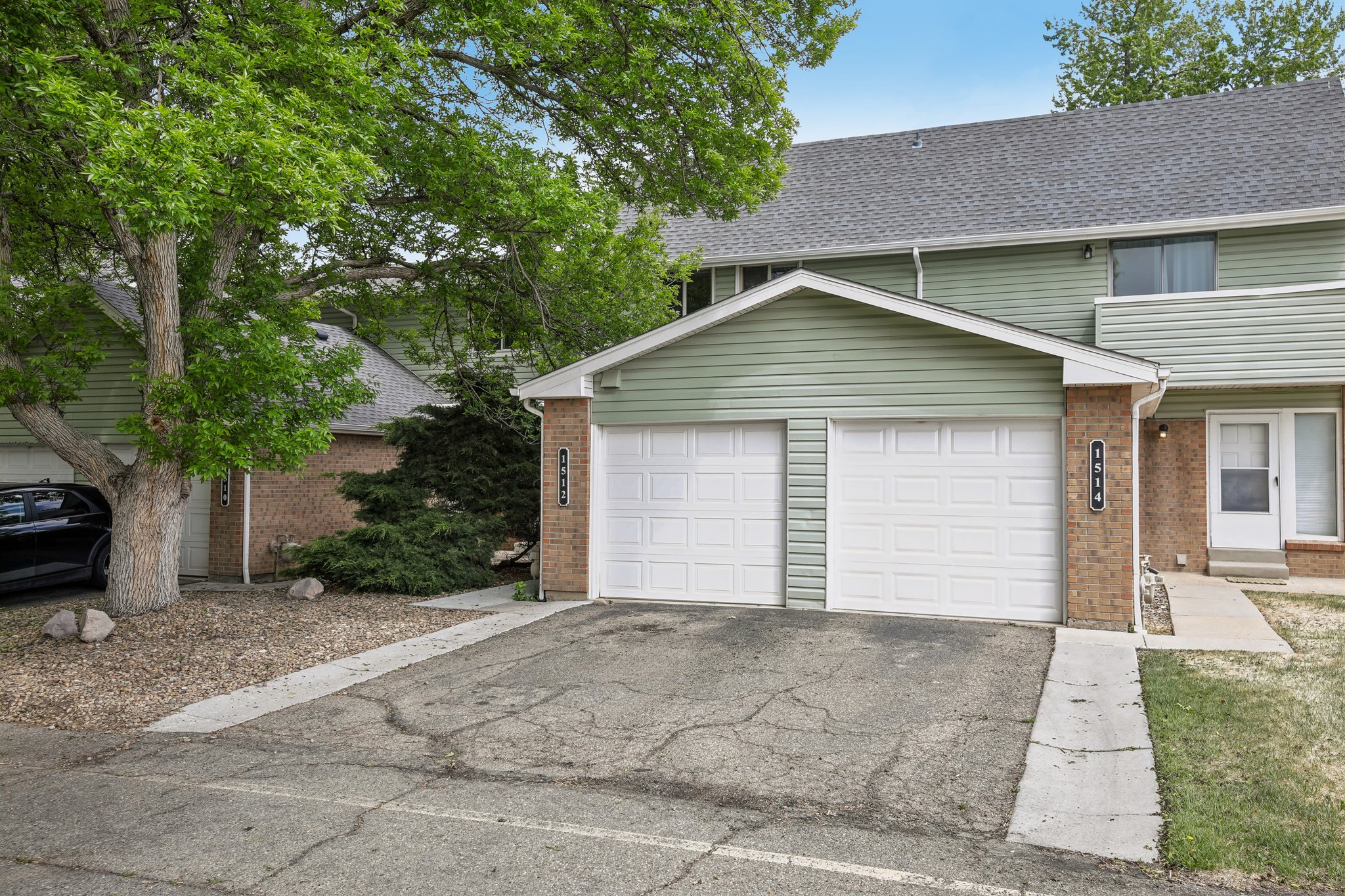 Seneca Cir-S2804-003.jpg