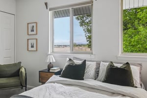 Seneca Cir-S2804-018.jpg