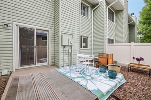 Seneca Cir-S2804-029.jpg