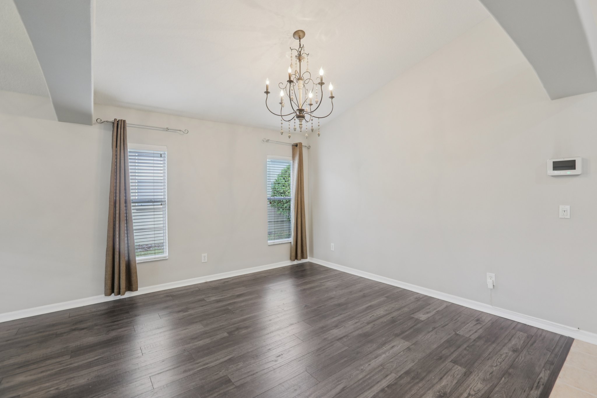 Shearcrest Dr-S1401-011.jpg