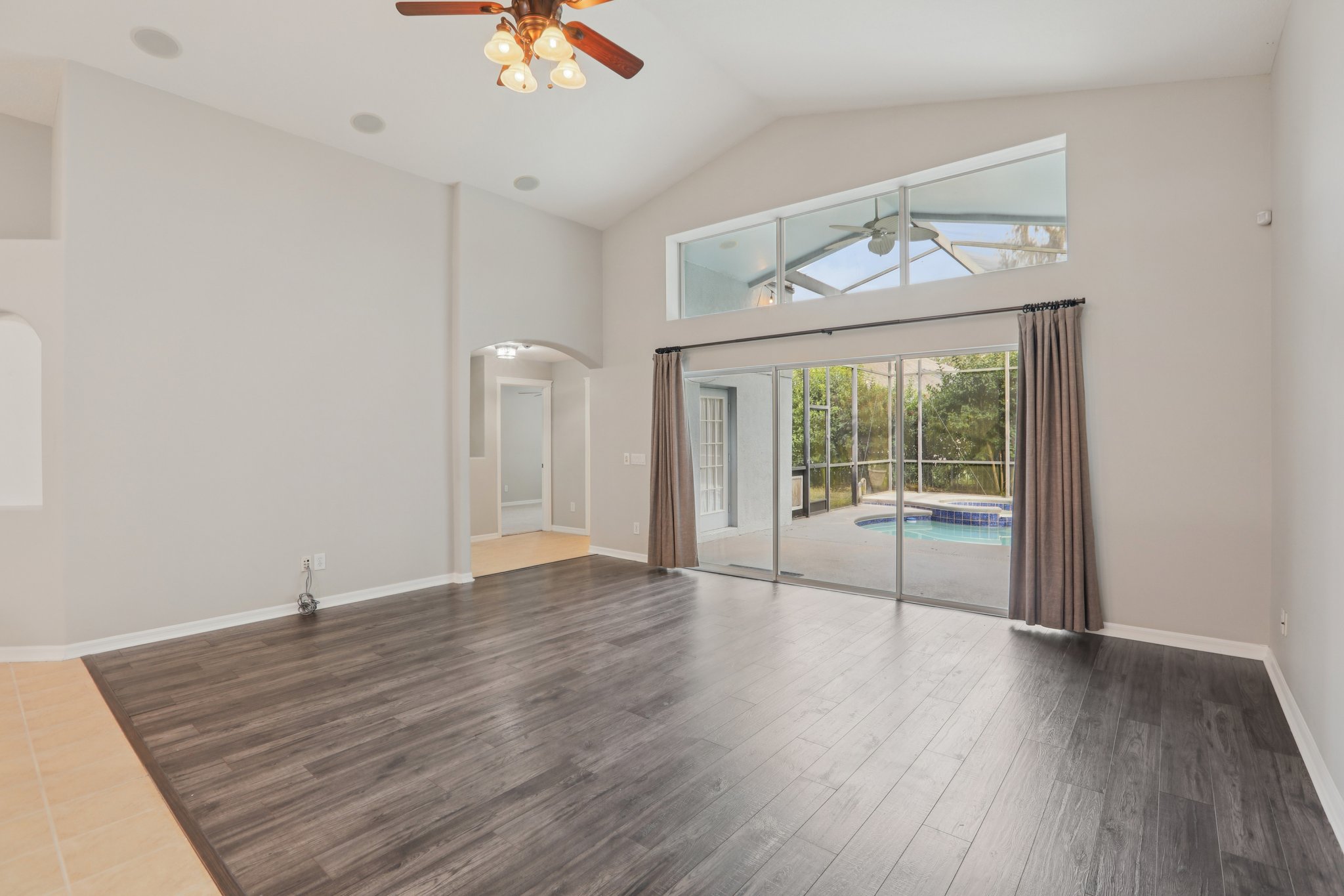 Shearcrest Dr-S1401-013.jpg