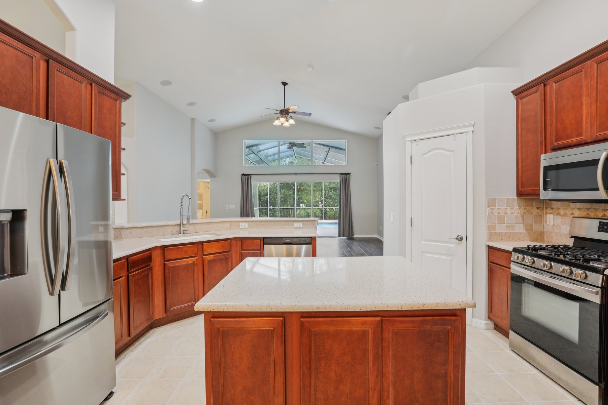 Shearcrest Dr-S1401-017.jpg