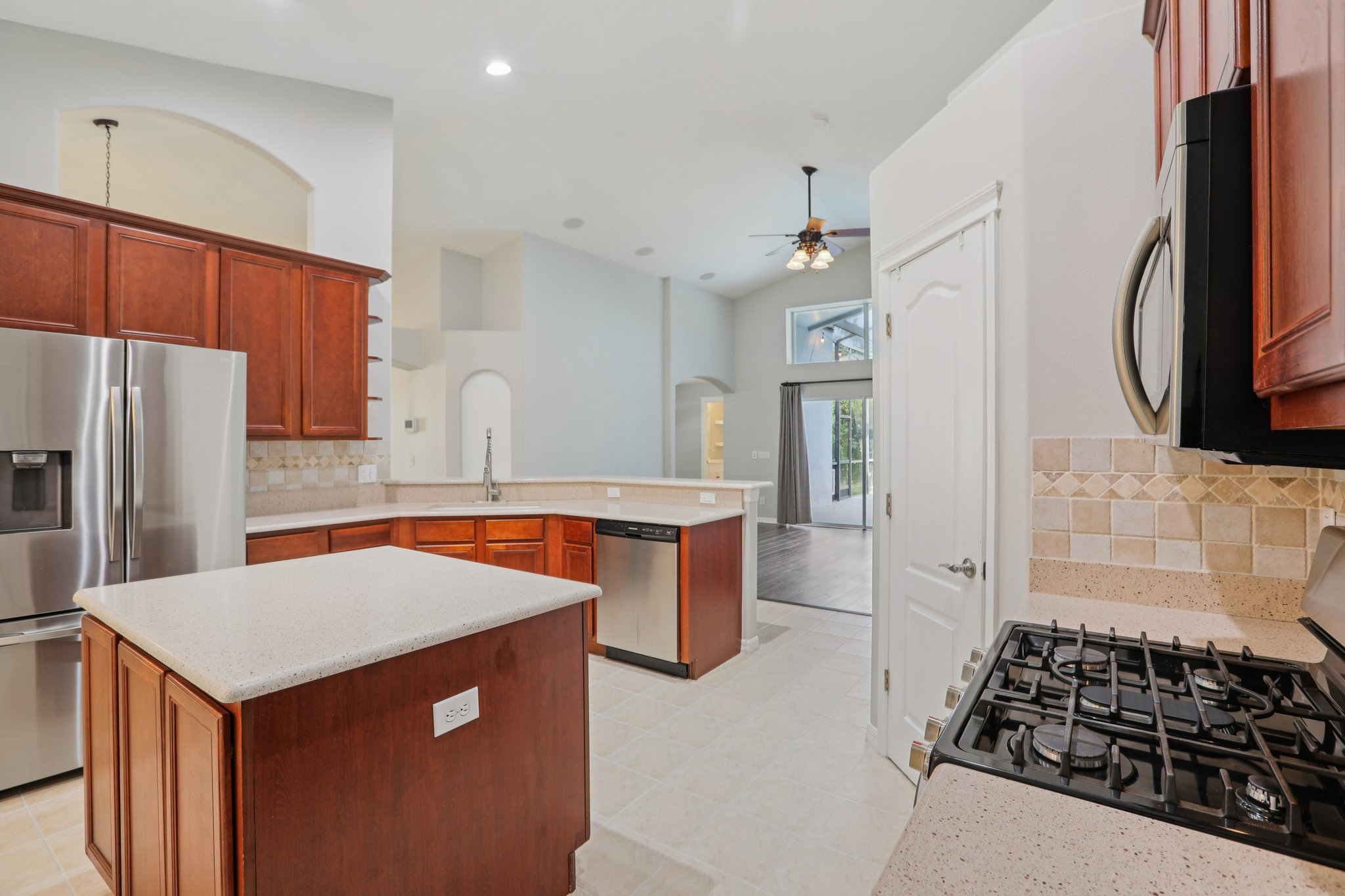 Shearcrest Dr-S1401-019.jpg