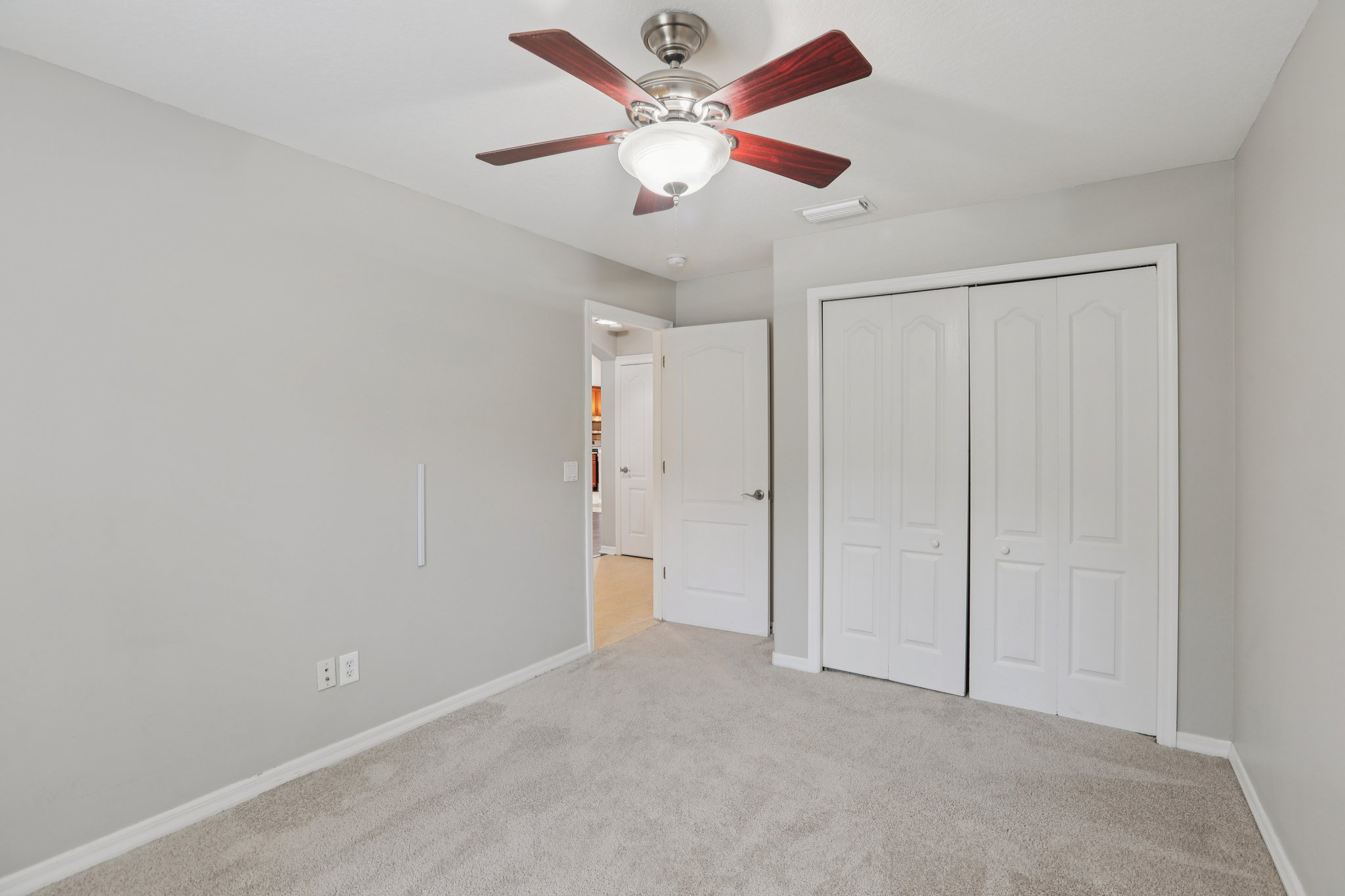 Shearcrest Dr-S1401-026.jpg