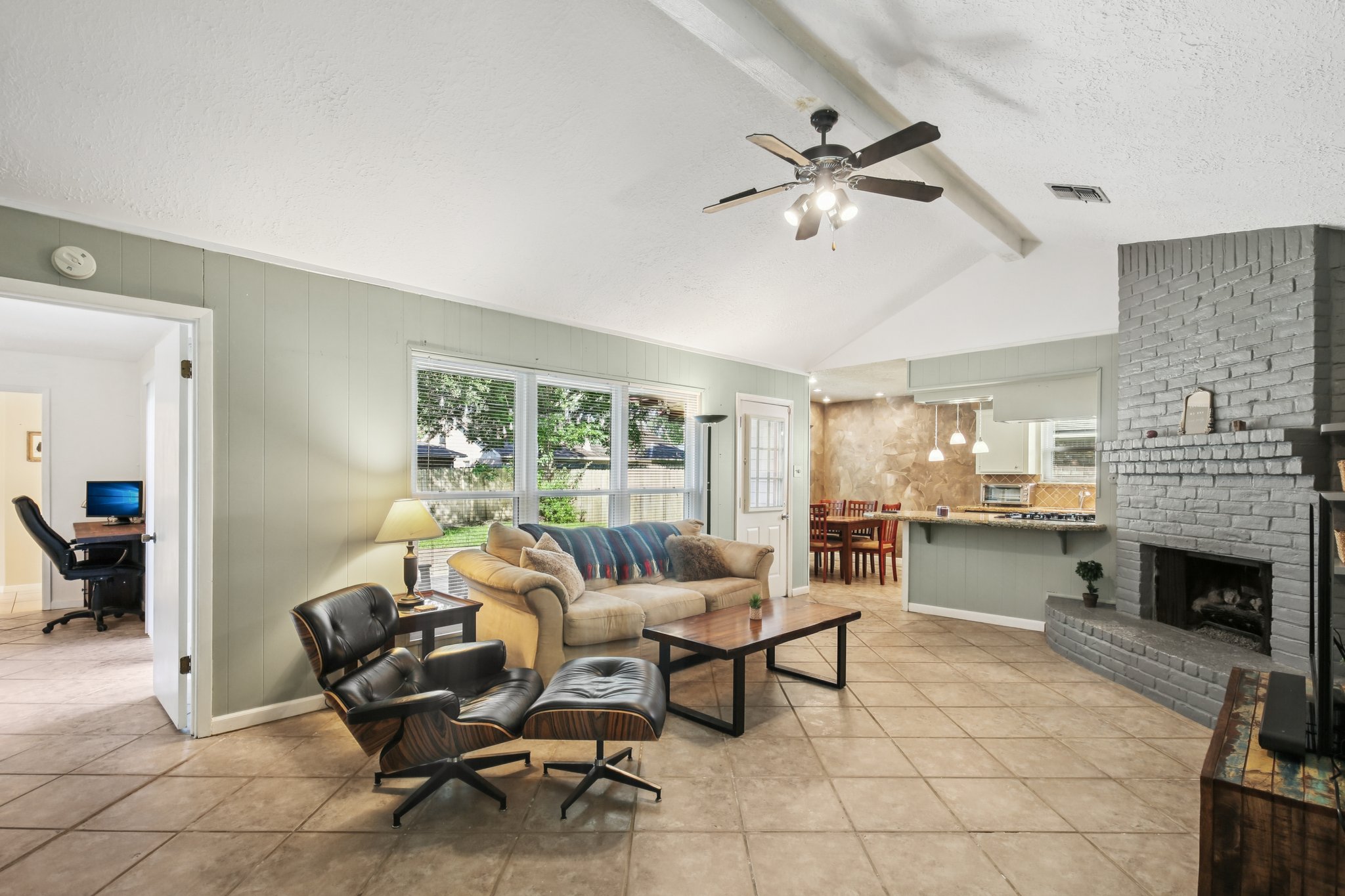 Silverman St-S2706-005.jpg