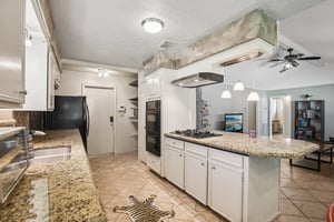 Silverman St-S2706-010.jpg