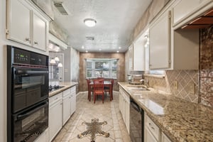 Silverman St-S2706-011.jpg