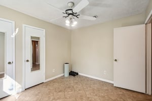 Silverman St-S2706-018.jpg