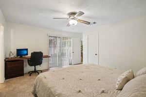 Silverman St-S2706-021.jpg