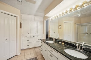 Silverman St-S2706-023.jpg