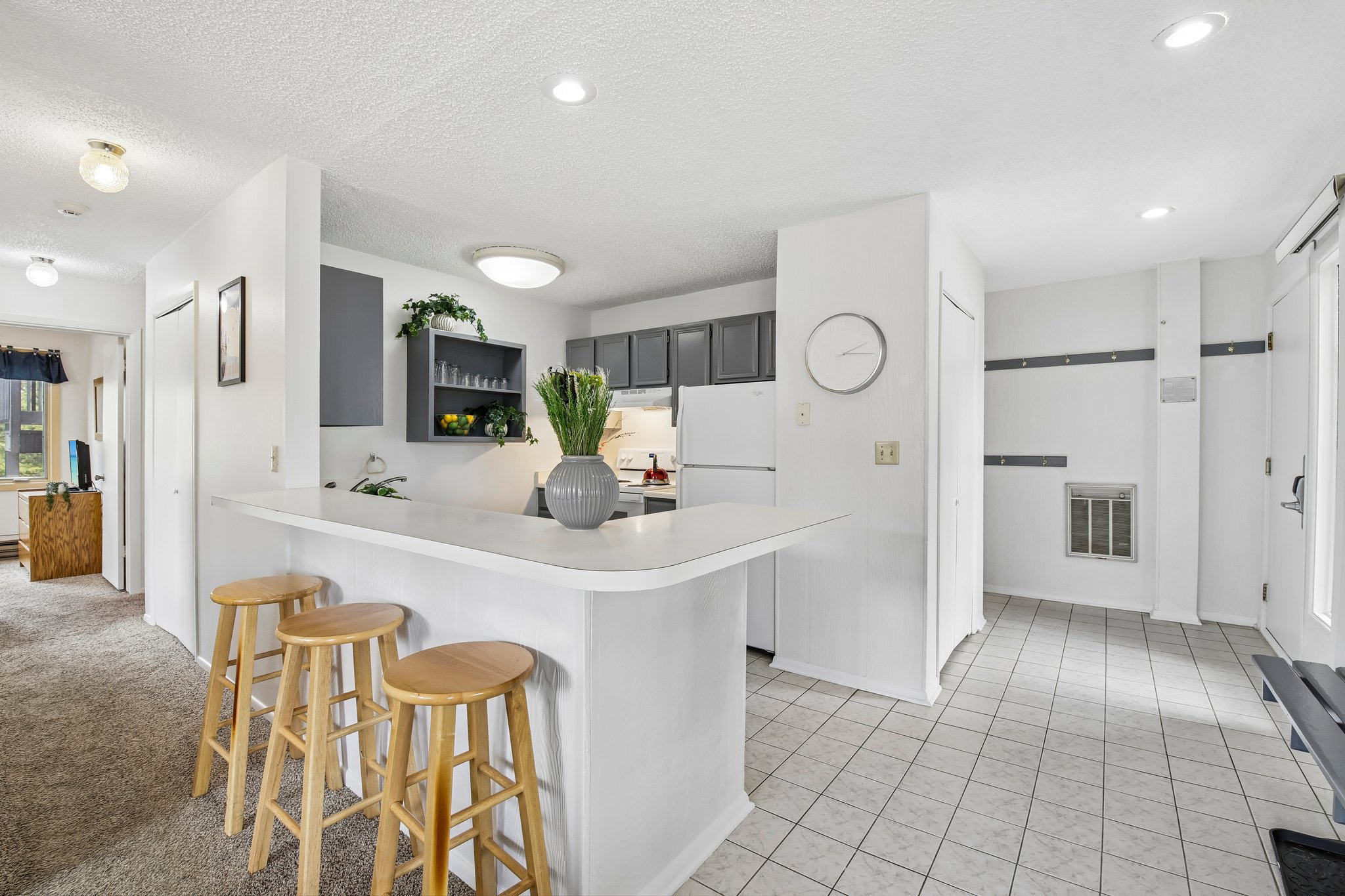 E Keystone Rd 20-S2904-011.jpg