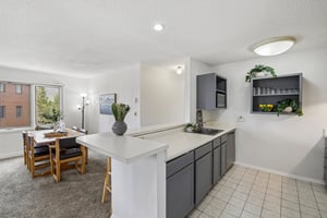 E Keystone Rd 20-S2904-010.jpg