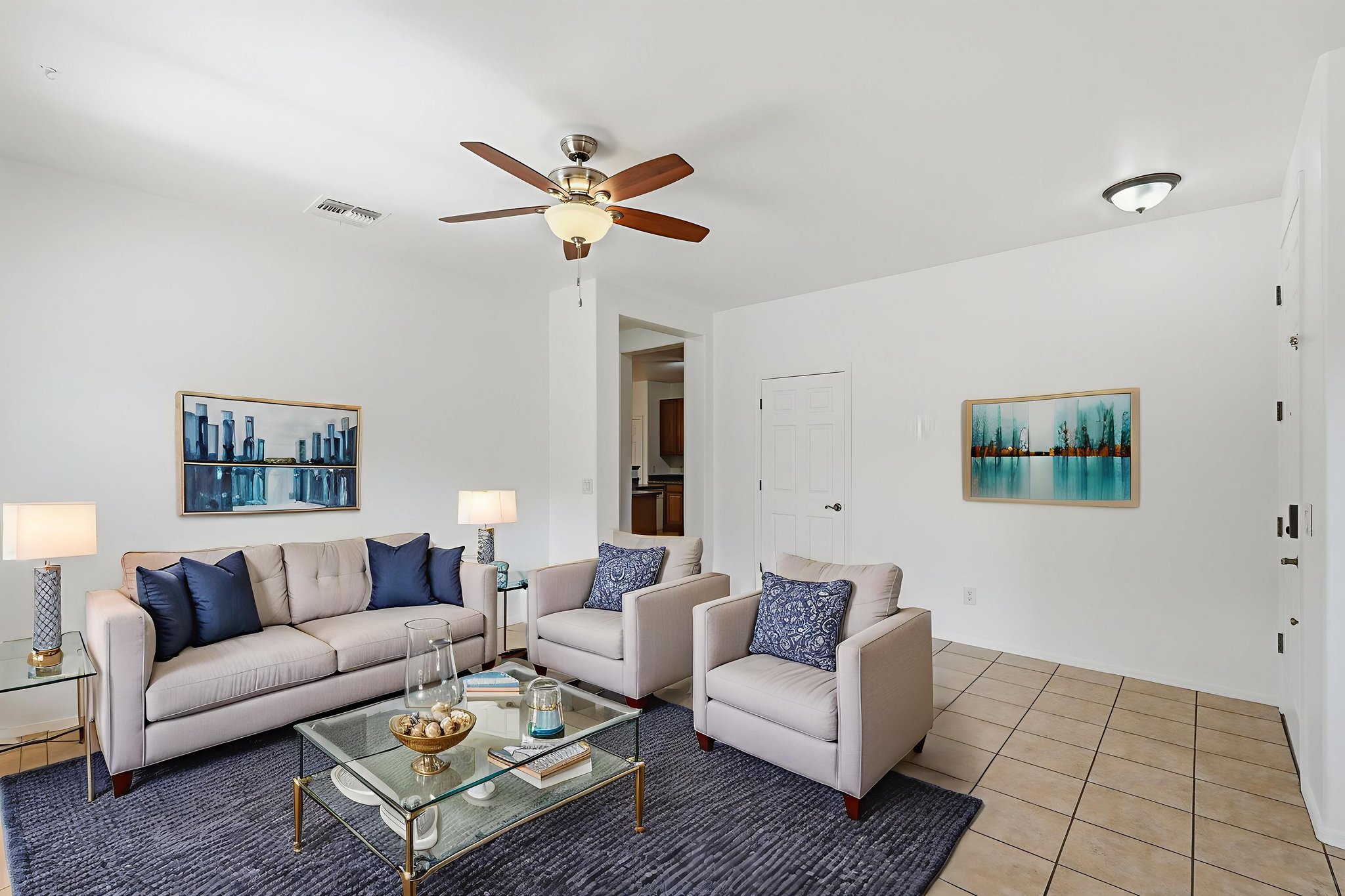 010_ListerPros virtually staged.jpeg