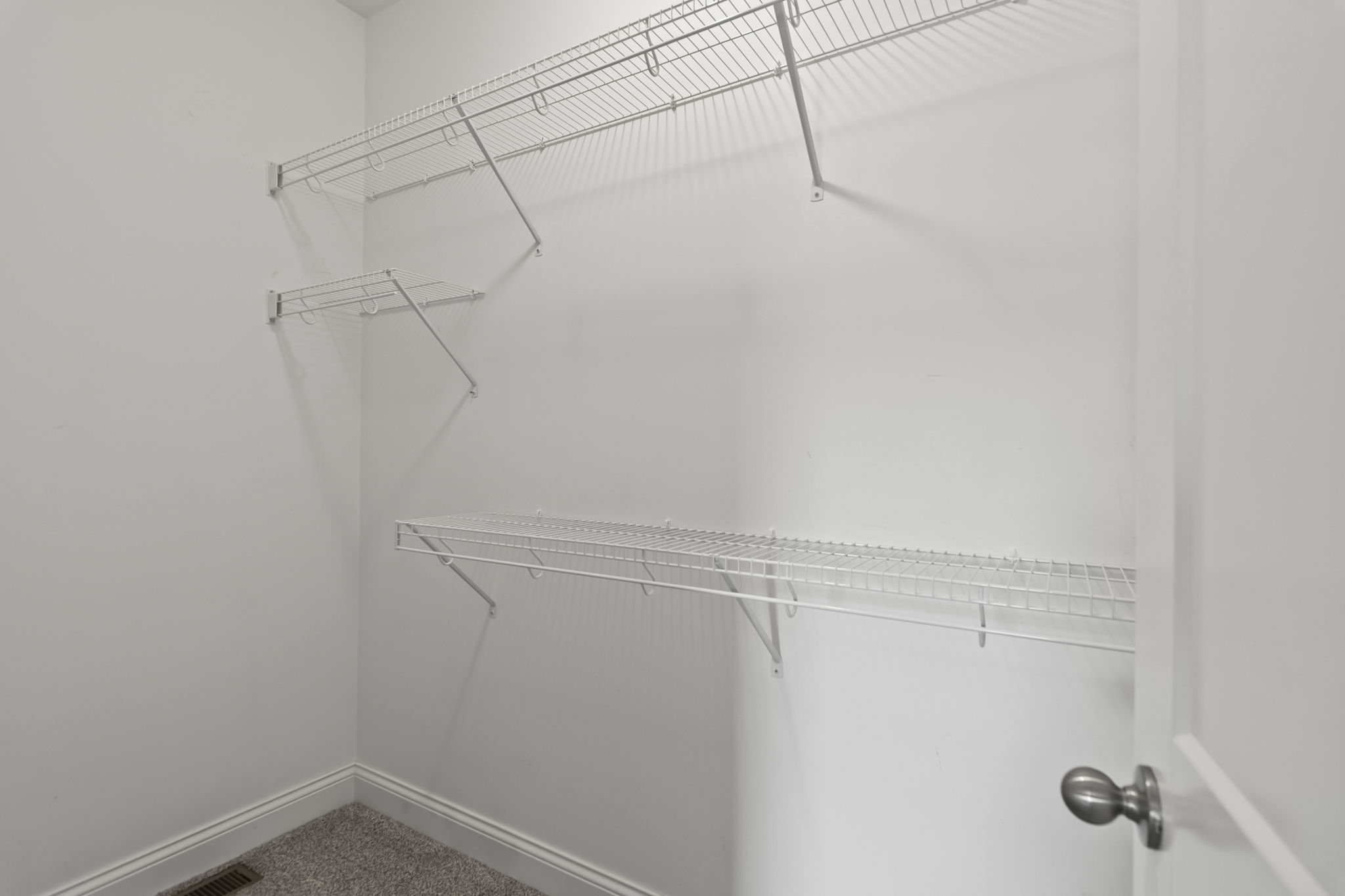 Bed 2 Closet