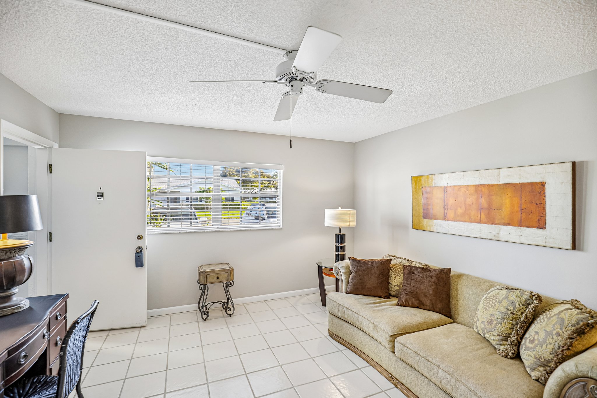 Edgewater Cir A-S2904-007.jpg