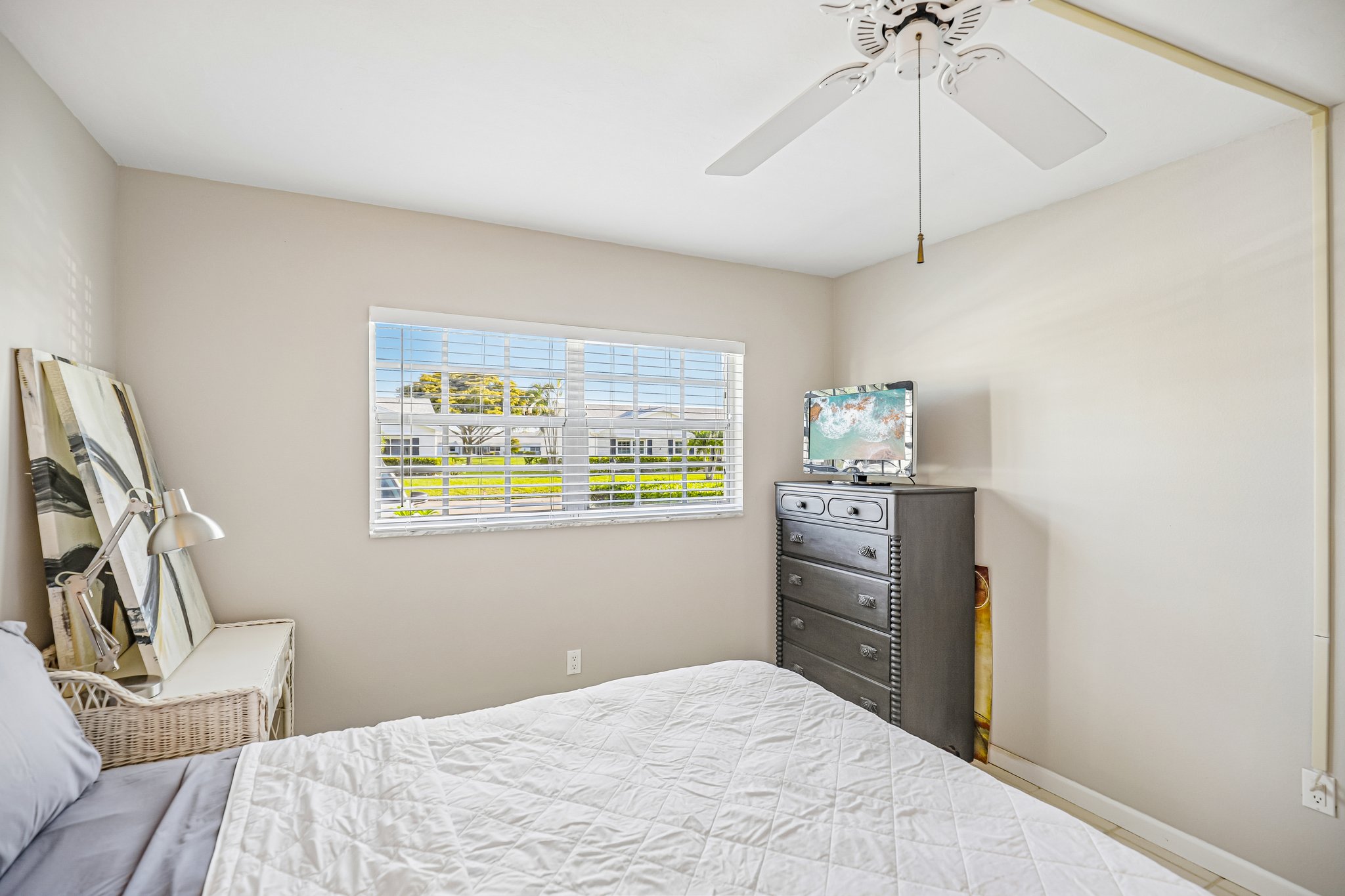 Edgewater Cir A-S2904-022.jpg