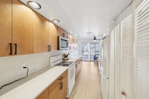 Golf View Rd Unit H-014.jpg