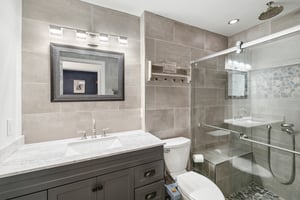 Golf View Rd Unit H-030.jpg