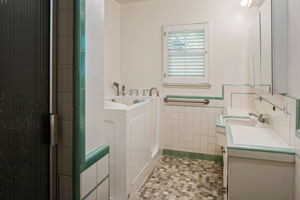 1514 S Oakhurst-17