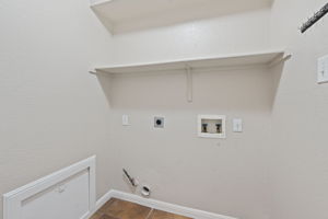  Photo 31