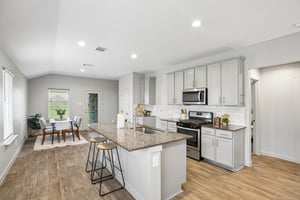 Truckee River Dr-S1908-012.jpg