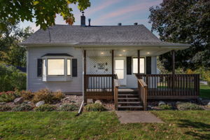 01_Exterior