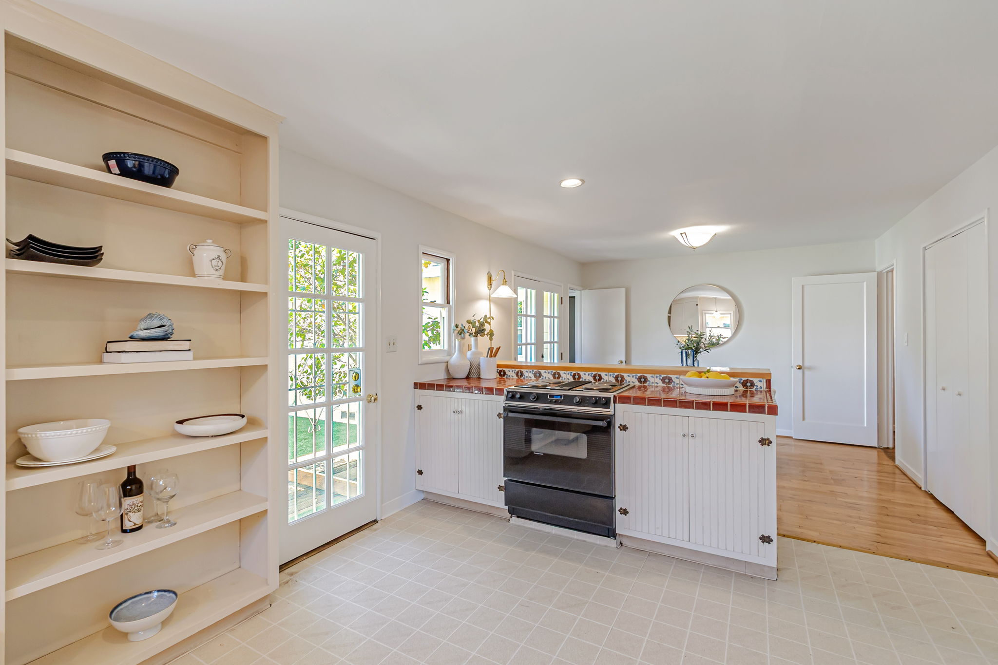 021_1515 De Anza Way 