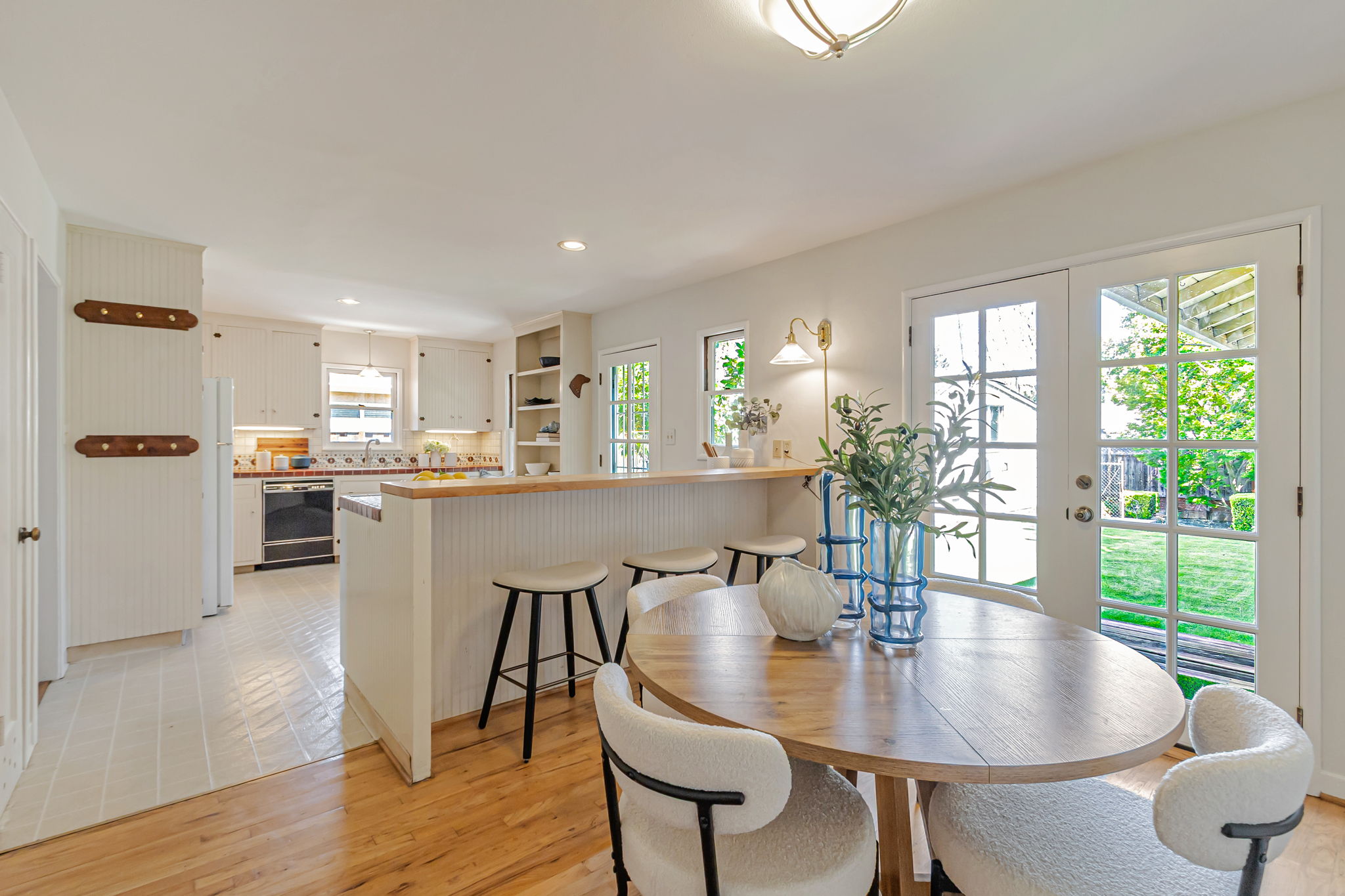 027_1515 De Anza Way 