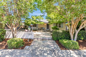 001_1515 De Anza Way 