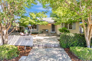005_1515 De Anza Way 