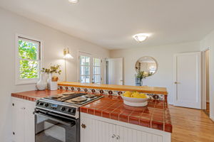 023_1515 De Anza Way 