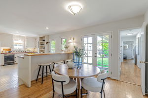 030_1515 De Anza Way 