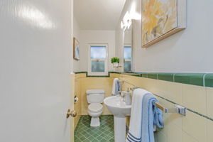 045_1515 De Anza Way 