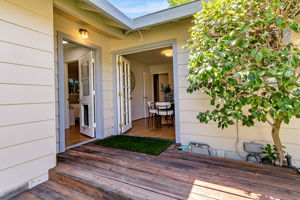 053_1515 De Anza Way 