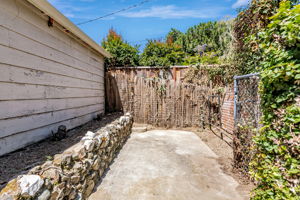 059_1515 De Anza Way 